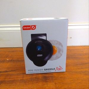 Dash mini maker griddle
